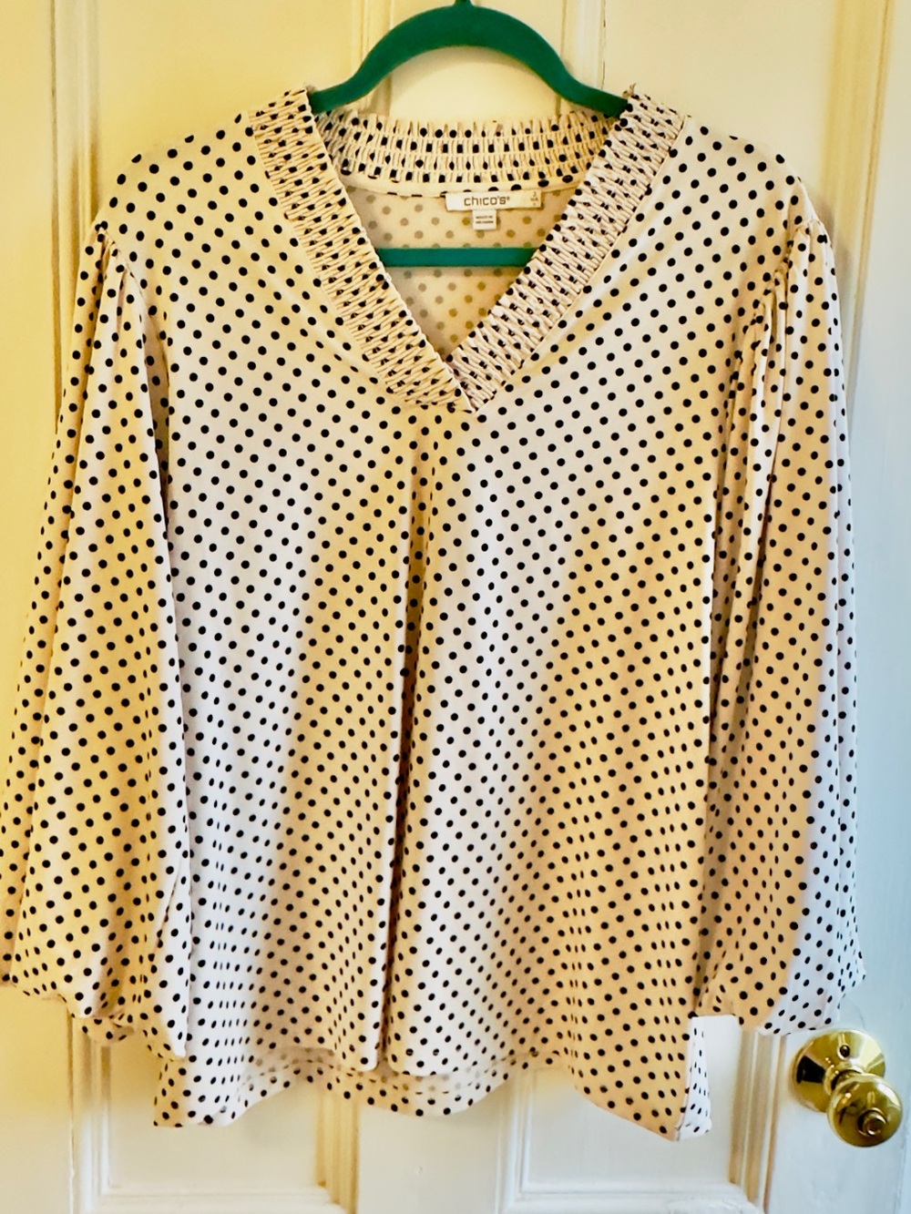 Chico's Black and White Polka Dot V-Neck Blouse Size Large